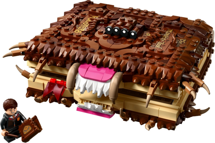 LEGO Harry Potter Chomping Monster Book of Monsters 76449